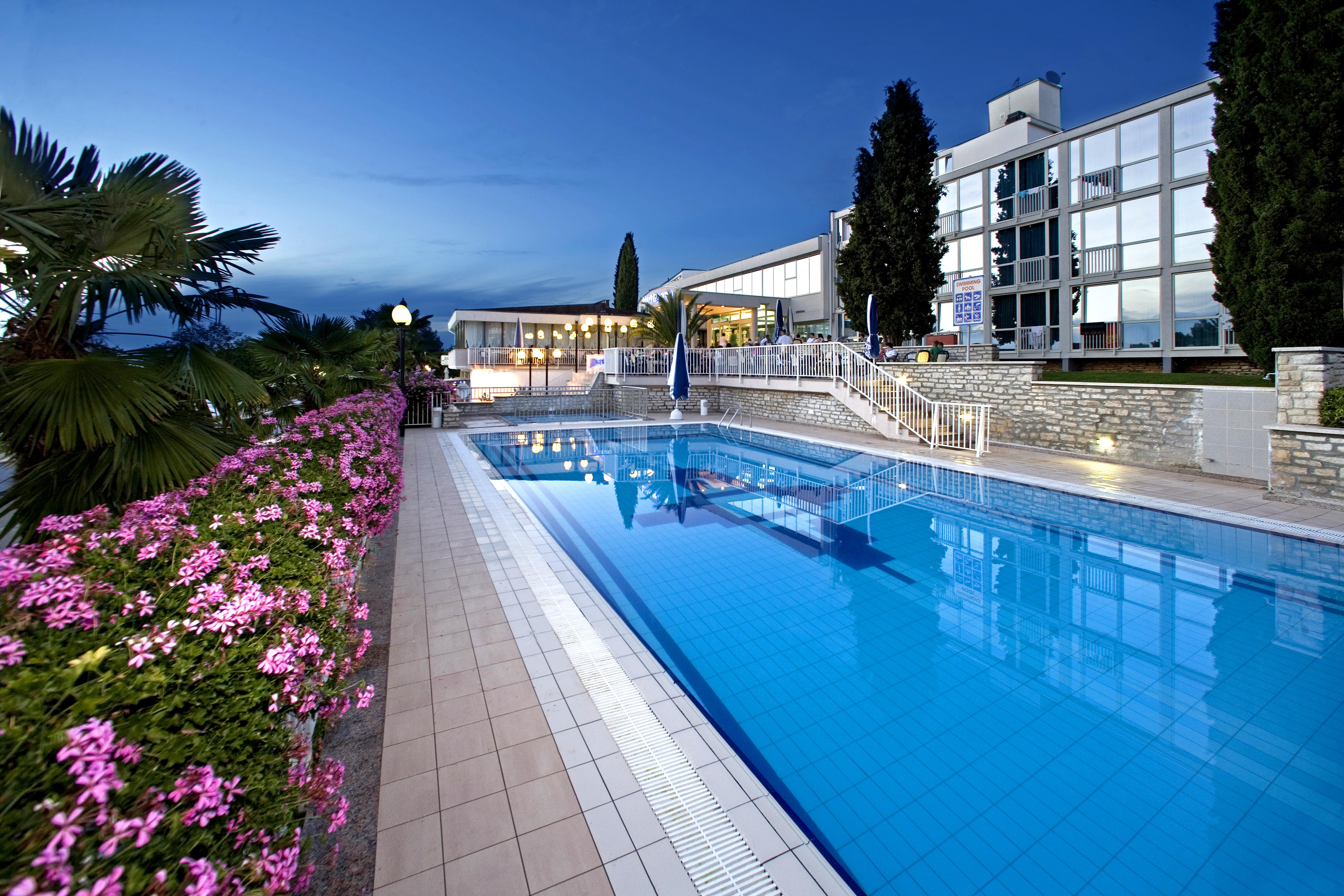 Hotel Zorna Plava Laguna Poreč Exterior foto